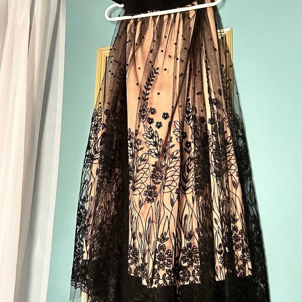 Metro Wear Black and White Embellished Maxi Skirt